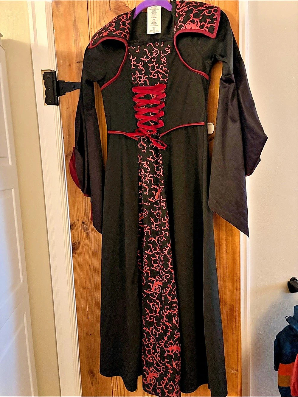 Rubie's Scarlett Vamptessa Black & Red Costume Dress